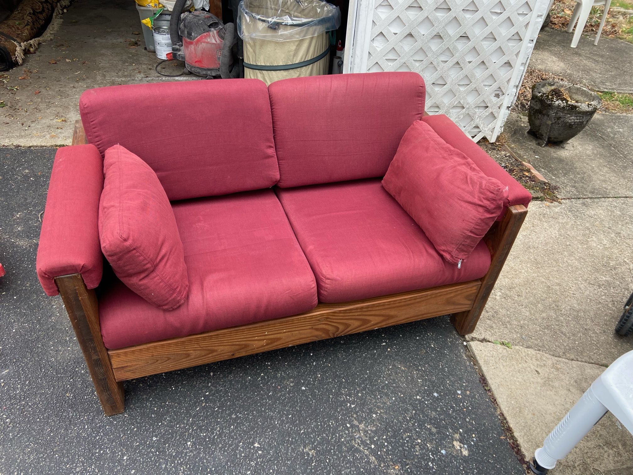 Love seat