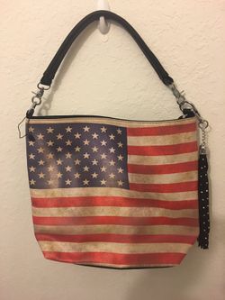 Beautiful purse brand new