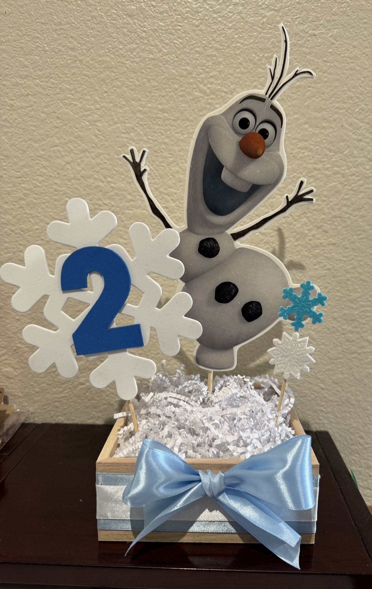 Disney’s Frozen Birthday Party Centerpieces