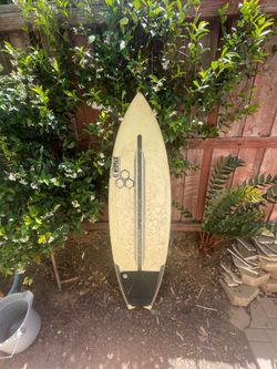 5’5 rocket wide spine tek surfboard