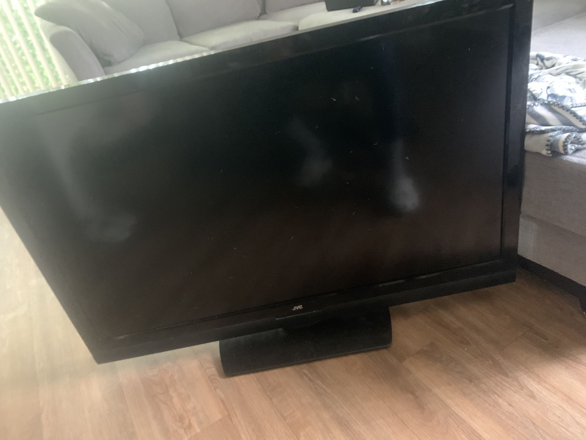 JVC 45” Flat Screen