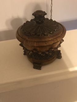 Decorative Ring holder