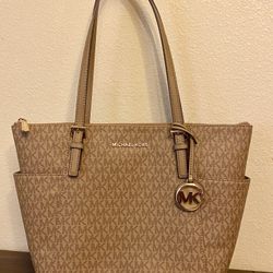 New Michael Kors Light Brown Jet Set East/West Top Zip Tote