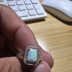 Opal stone with Diamonds set in silver 925
