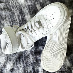 Nike Air Force 1 Triple White Sneakers 2019 Mens 9