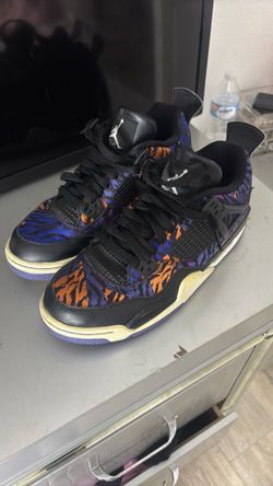 Jordan 4 size 7
