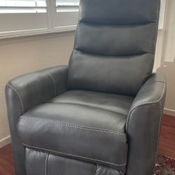 Swivel Recliner