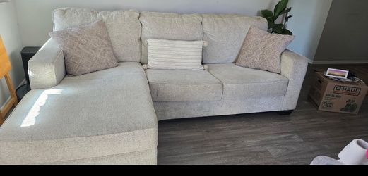 Living spaces L couch