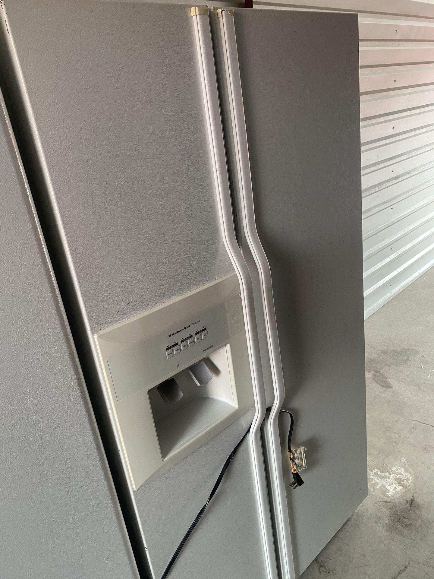 Refrigerator Kitchen Aid