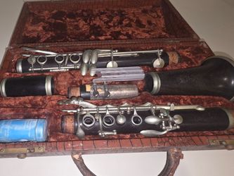 1928 Buffet Vintage Clarinet with Hard Case