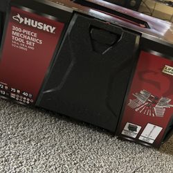 Husky 300 Piece Mechanics Tool Set 