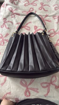 Mari purse