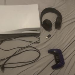 Ps5 W/ Headset And Controller 
