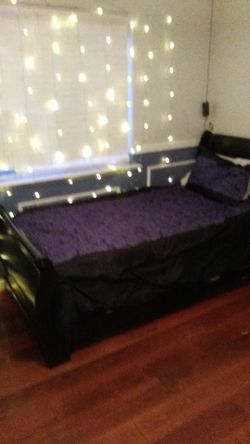 Twin bed for sale