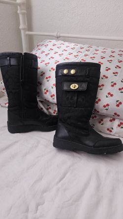 Coach Snow Boots Size 7