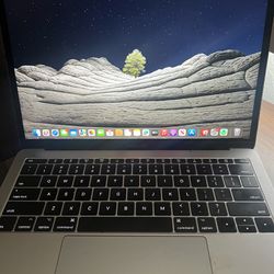 MacBook Pro  2017