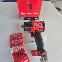 🔥 $160 NO NEGOTIABLE🔥 Milwaukee 2962-20 M18 FUEL Gen-2 18V Brushless Mid Torque 1/2 in. Impact Wrench w/Friction Ring (Tool-Only)
NO BATTERY NO CHAR