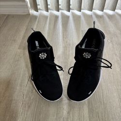 NIKE Flex black and white Trainers! Size 10