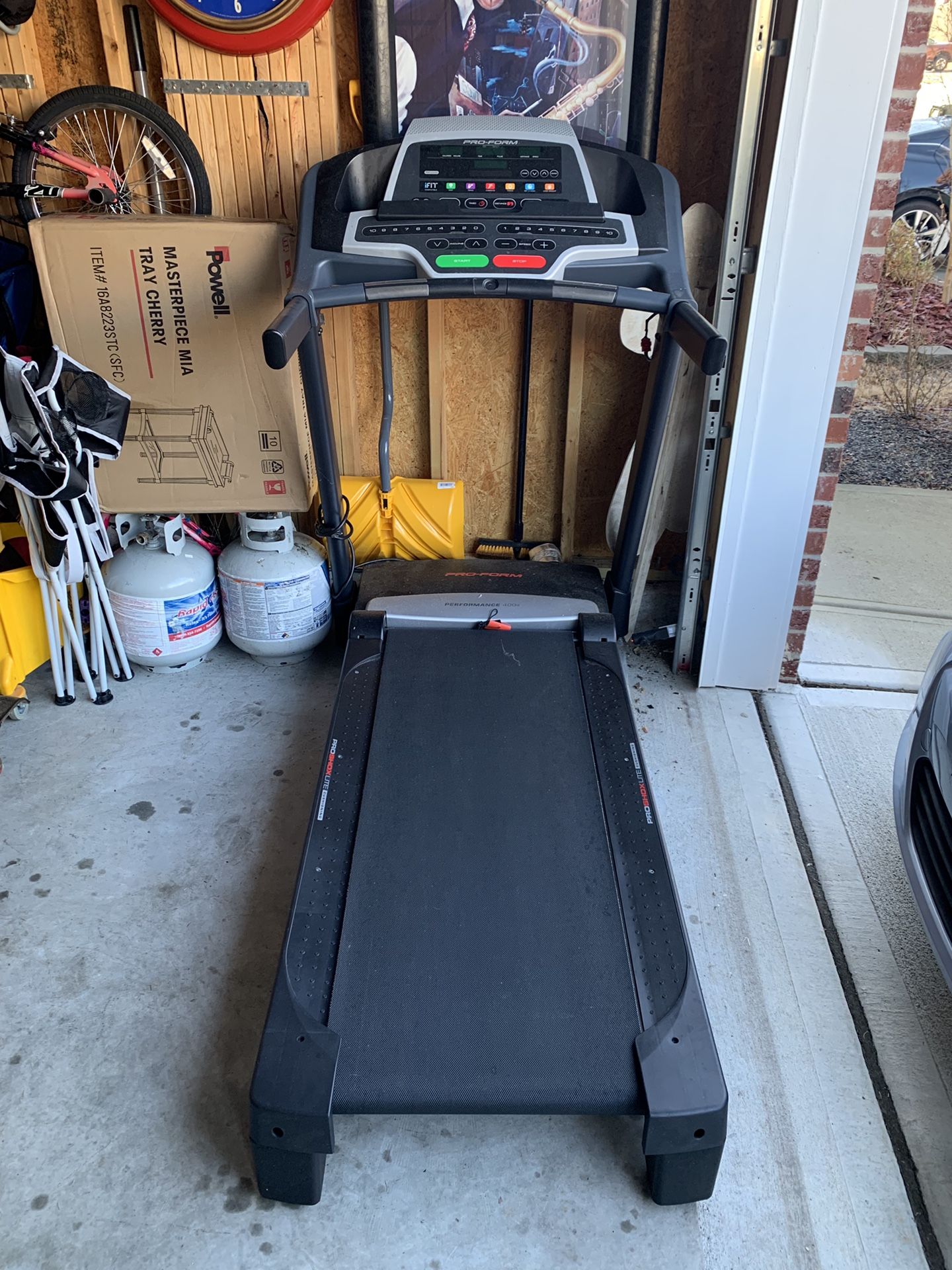 ProForm ShoxLite Cushioning Treadmill for Sale in Durham, NC OfferUp