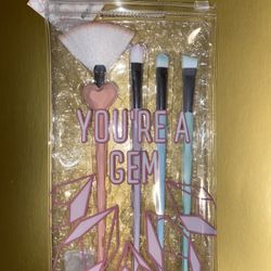 Cosmetic Brushes 