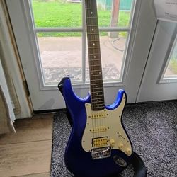 Peavey Raptor Plus EXP Electric Guitar Bundle – Transparent Blue – Great Condition