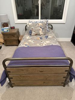 Beautiful Twin Pottery Barn Kids Bed, Mattress, With Storage