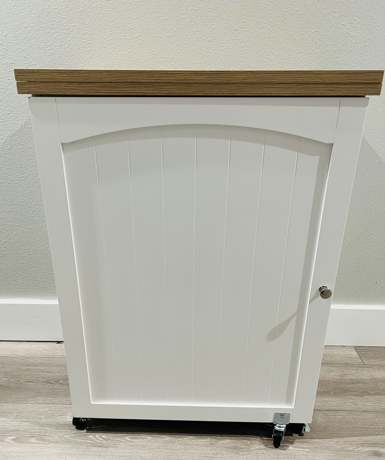 Folding sewing Table