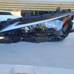 2021 - 2024 LEXUS IS IS300 IS350 IS500 LRFT HEADLIGHT DRIVER SIDE FULL.LED GENUINE USED OEM.  AA1