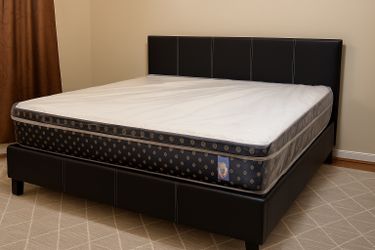 Queen Mattress Come With Bed 🛌 Frame And Free Box Spring - Free Delivery 🚚 Today To Reasonable Distance