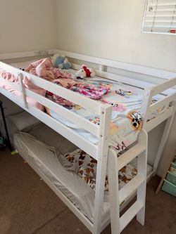 Toddler bunk beds