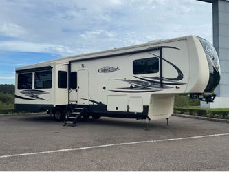 Cedar Creek Hathaway Edition 36CK2