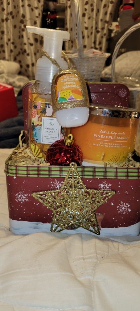 🎅 Pineapple Mango Bath And Body Work Gift Set 🎄 