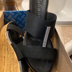 Pumps Sandle $10