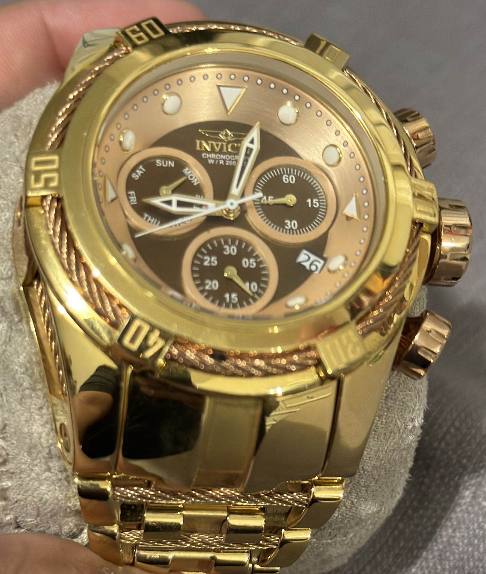 Invicta Bolt Zeus Reserve 