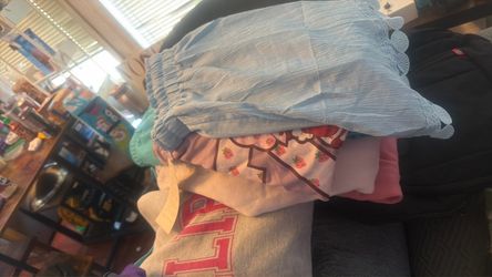 Teen boy/girl/woman’s clothes