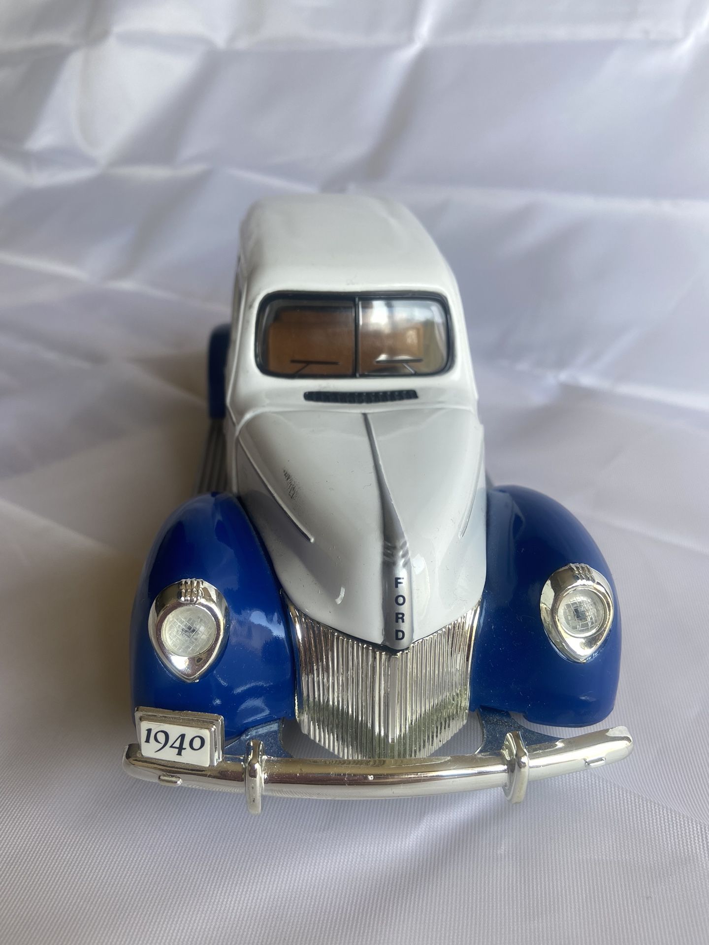 Vintage Golden Wheel Diecast 1940 Ford-40 Classic Pepsi Cola Blue Delivery Truck