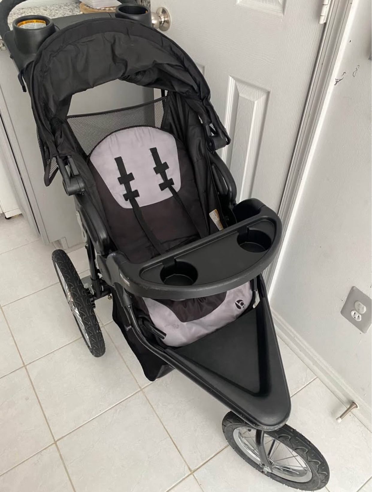 Baby Trend Jogger Stroller Effortless 