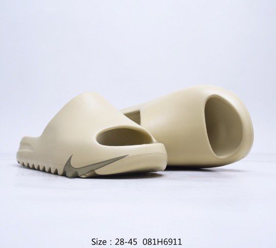 Adidas Yeezy Slide New