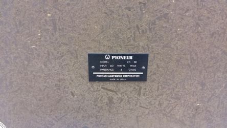 Pioneer speakers model cs_88
