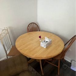 Hardwood Table And 3 Chairs 