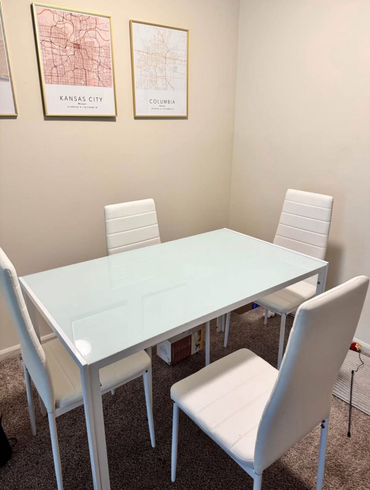 Dining Table + 4 Chairs