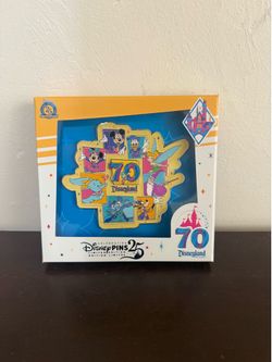 Disney parks Disneyland 70th anniversary jumbo pin LE 1,000