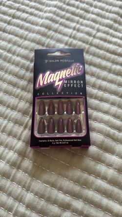 Magnetic Mirror Effect Nails