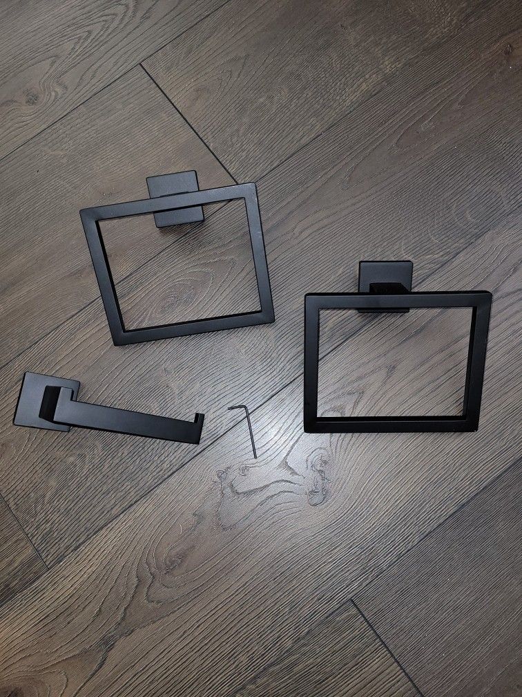 Bathroom Hardware