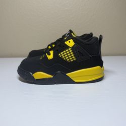 Jordan 4 thunder Brand New  toddler Size 8C