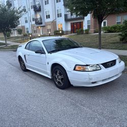 2003 Ford Mustang