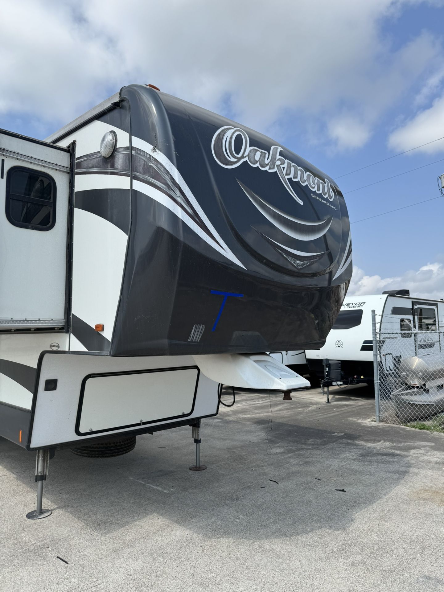 2017 Heartland Oakmont 40fl