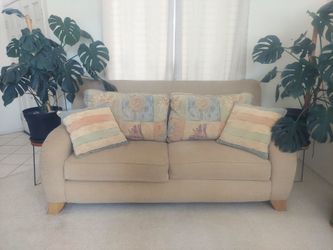 Super comfortable couch/ sofa