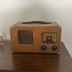Antique Radio