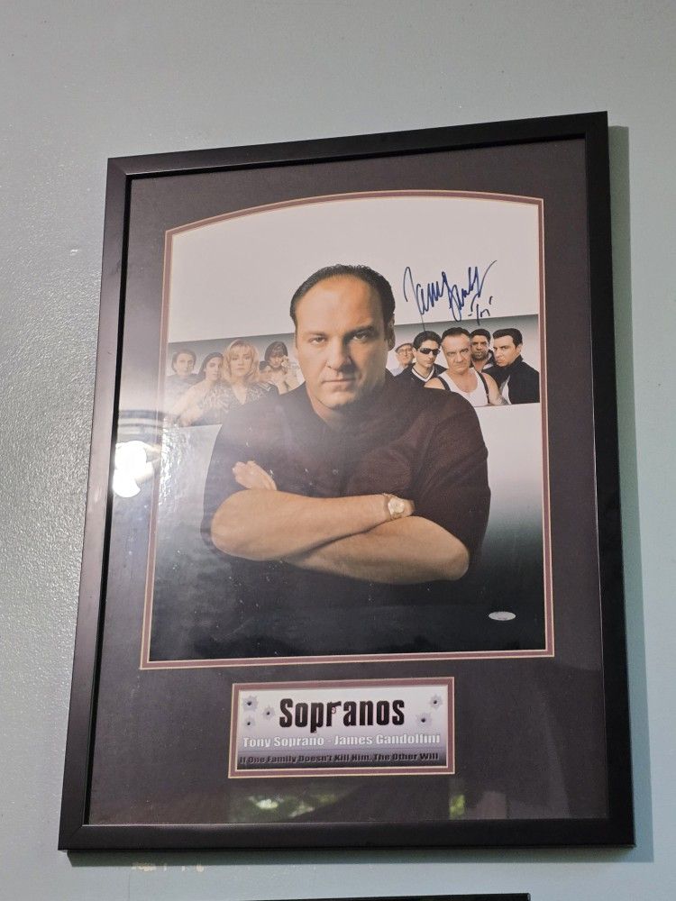 Sopranos James Gandolfini Autograph With COA